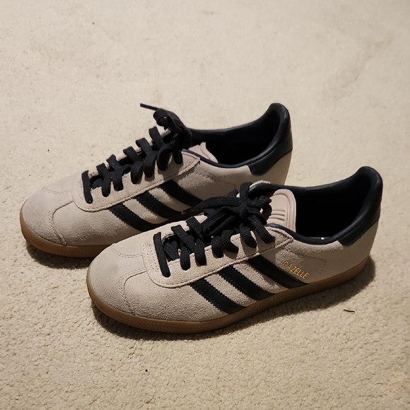 Adidas Gazelles - Picture 3 of 3